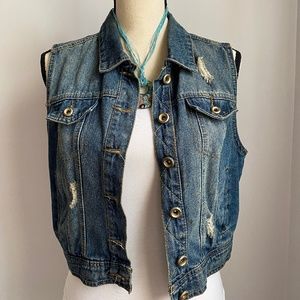 Ci Sono Women's Cropped Dark Wash Denim Vest